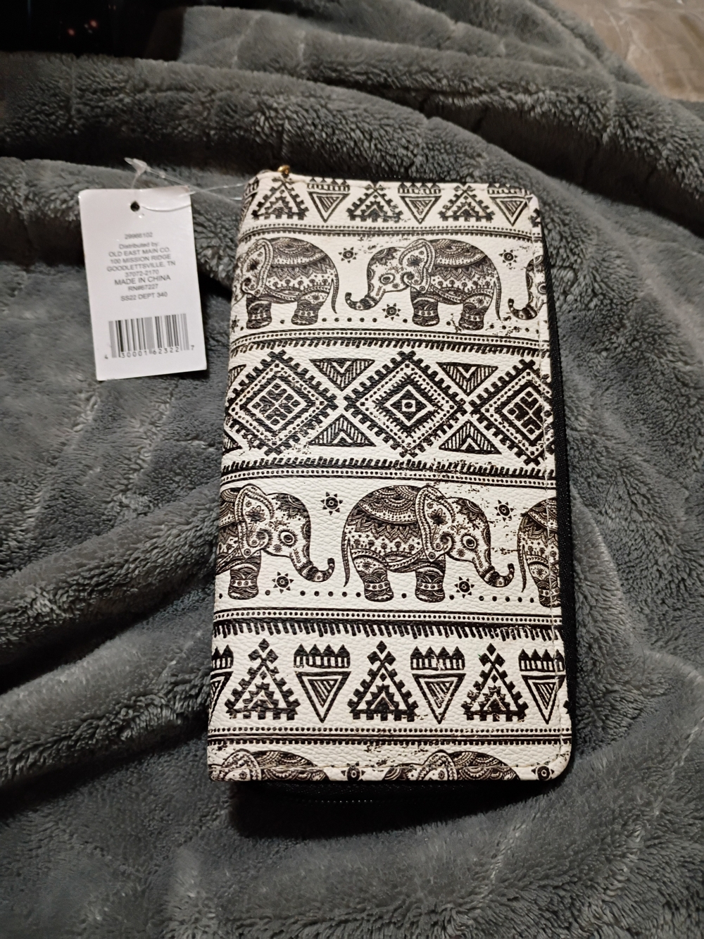 Nwt Elephant Print Wallet Clutch- Black & White